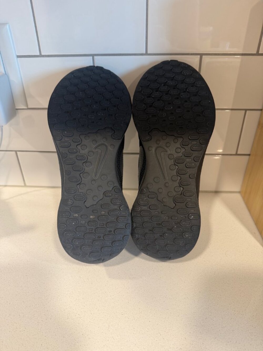 Nike Black Running Sneakers – Women’s Size 7 - Picture 3 of 6